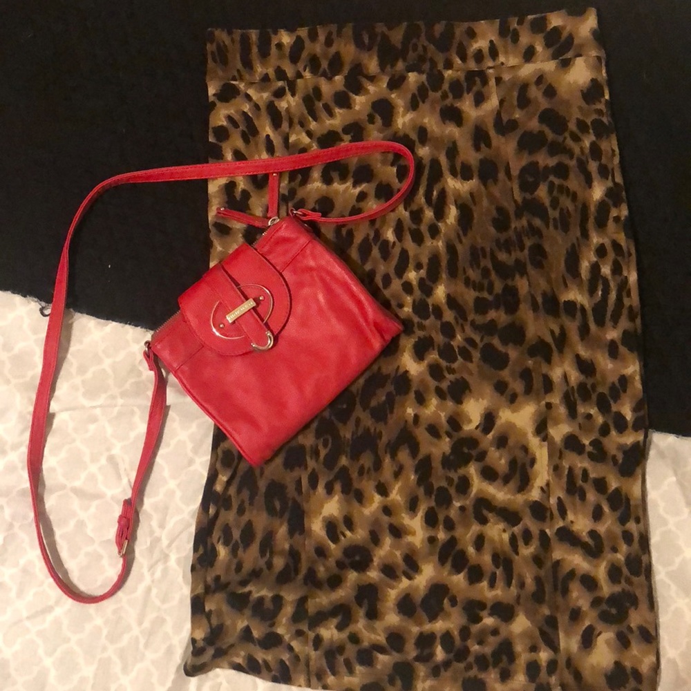 Bundled package - pencil skirt with red purse